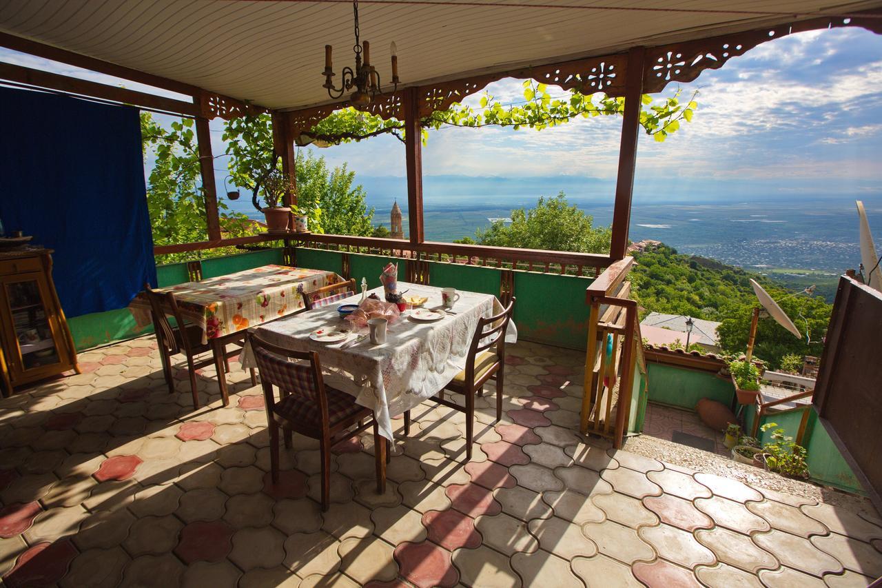 Tsitso & Soso Guesthouse Tsnori Bagian luar foto